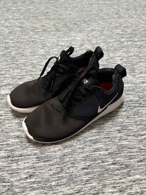 Nike Lunarsolo Athletic Shoes Size 7